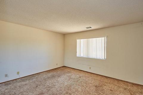8196 Sherborn Ave, Hesperia, CA 92345 photo 14