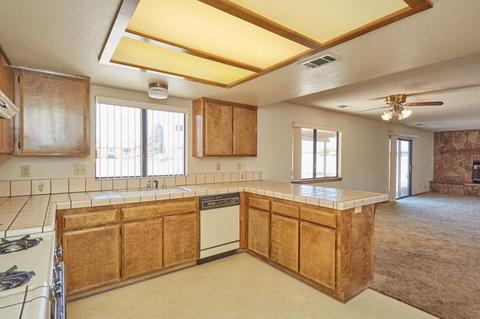 8196 Sherborn Ave, Hesperia, CA 92345 photo 10