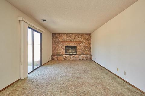 8196 Sherborn Ave, Hesperia, CA 92345 photo 13