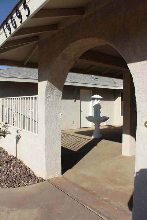 19095 Majela Rd, Apple Valley, CA 92307 photo 3