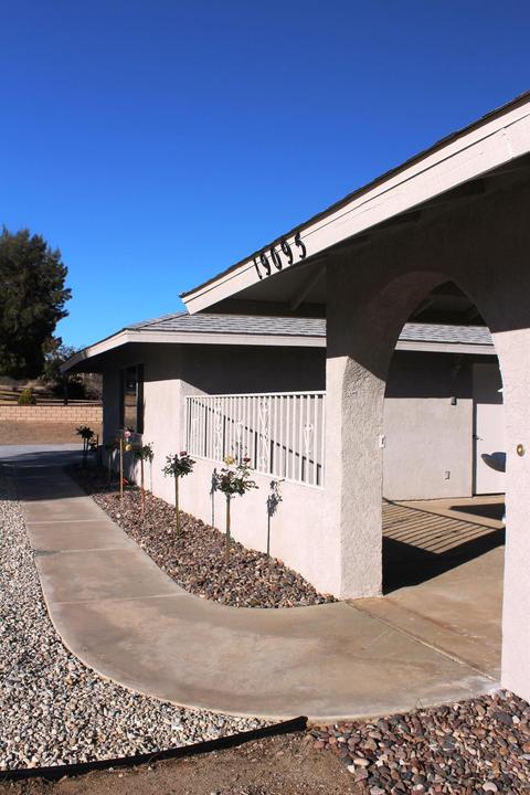 19095 Majela Rd, Apple Valley, CA 92307 photo 4