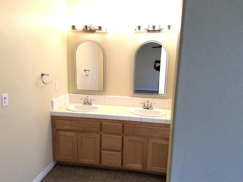 9599 Palo Verde Ct, Phelan, CA 92371 photo 9