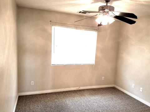 9599 Palo Verde Ct, Phelan, CA 92371 photo 11