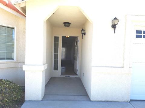 9599 Palo Verde Ct, Phelan, CA 92371 photo 1