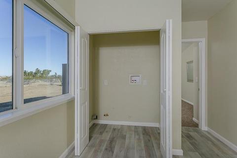 9368 Joshua St, Apple Valley, CA 92308 photo 41