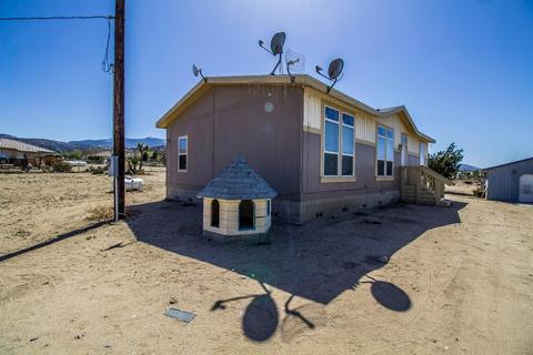 9034 Malpaso Rd, Phelan, CA 92371 photo 2