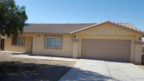 21130 Sitting Bull Rd, Apple Valley, CA 92308 photo 2