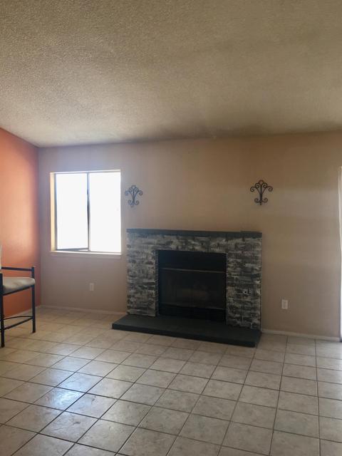 16664 Ocotilla Rd, Apple Valley, CA 92307 photo 5