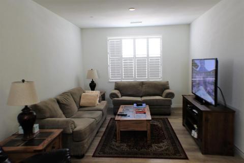 14445 Arae St, Hesperia, CA 92344 photo 7