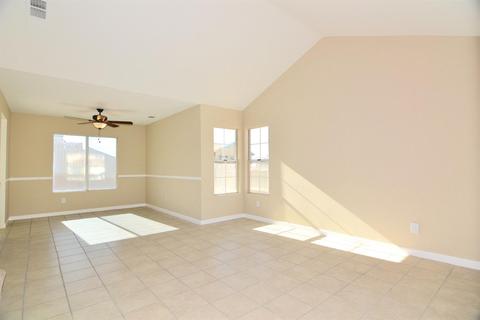 15200 Lake St, Adelanto, CA 92301 photo 4
