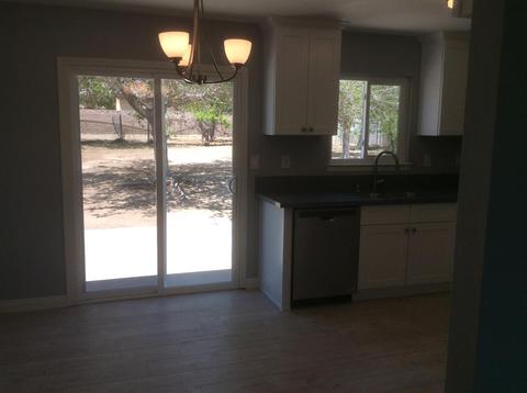 10628 Locust Ave, Hesperia, CA 92345 photo 5
