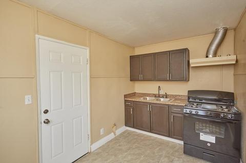 5954 Morongo Rd, Twentynine Palms, CA 92277 photo 9