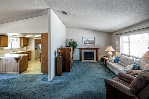 13349 Applewood Rd, Apple Valley, CA 92308 photo 2