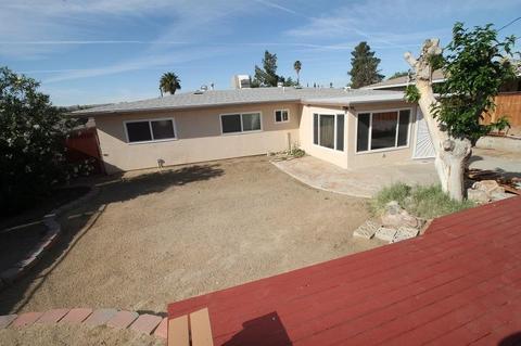 1229 E Navajo St, Barstow, CA 92311 photo 4