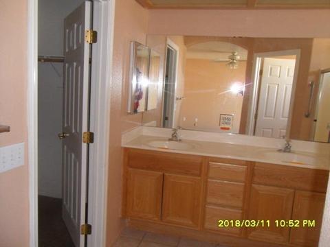 18860 Symeron Rd, Apple Valley, CA 92307 photo 9