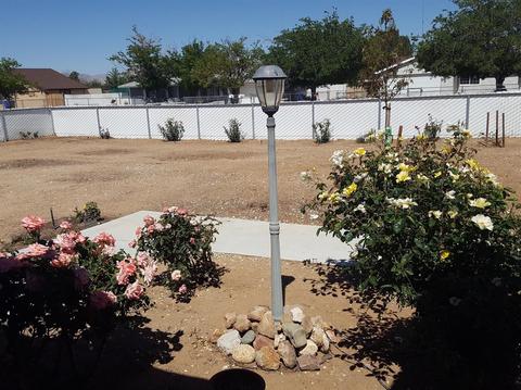 11910 Chimayo Rd, Apple Valley, CA 92308 photo 2