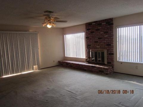15242 Orange St, Hesperia, CA 92345 photo 5