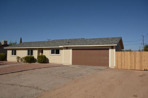 12815 Tamiani Rd, Apple Valley, CA 92308 photo 1