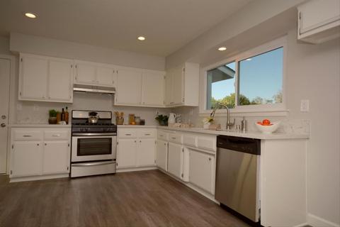 12815 Tamiani Rd, Apple Valley, CA 92308 photo 12