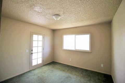 2731 Apollo Dr, Barstow, CA 92311 photo 6