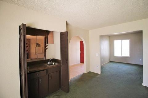 2731 Apollo Dr, Barstow, CA 92311 photo 4