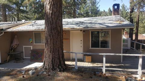 23404 Flume Canyon Dr, Wrightwood, CA 92397 photo 2