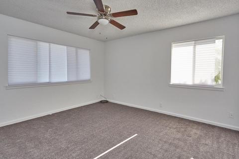 9914 Locust Ave, Hesperia, CA 92345 photo 17
