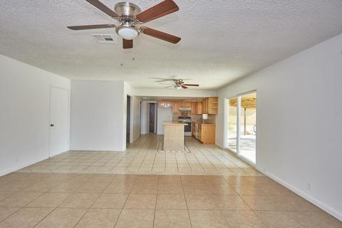 9914 Locust Ave, Hesperia, CA 92345 photo 13