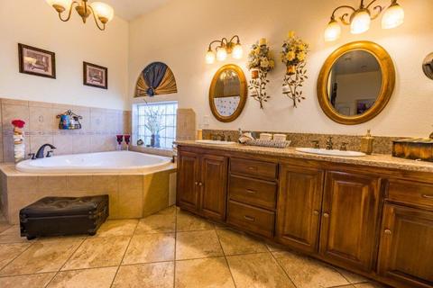 13090 Blanco Rd, Pinon Hills, CA 92372 photo 4