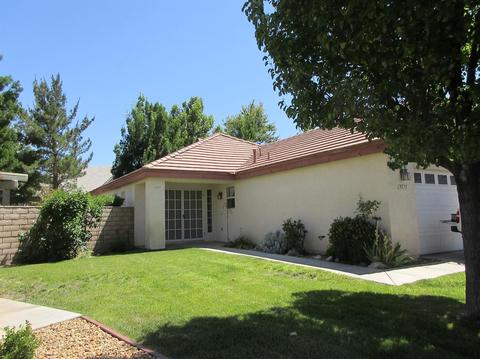 19575 Saint Andrews Way, Apple Valley, CA 92308 photo 2