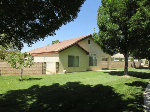 19575 Saint Andrews Way, Apple Valley, CA 92308 photo 6