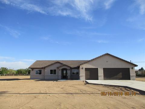 16235 Cactus St, Hesperia, CA 92345 photo 2