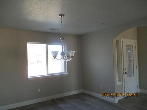 16235 Cactus St, Hesperia, CA 92345 photo 29