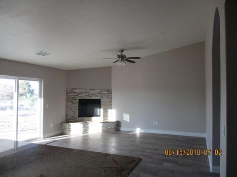 16235 Cactus St, Hesperia, CA 92345 photo 20