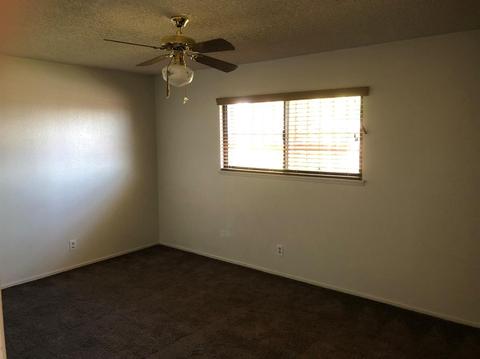 15167 Mauna Loa St, Hesperia, CA 92345 photo 11