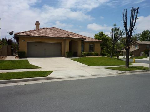 711 Golf Ave, Beaumont, CA 92223 photo 2