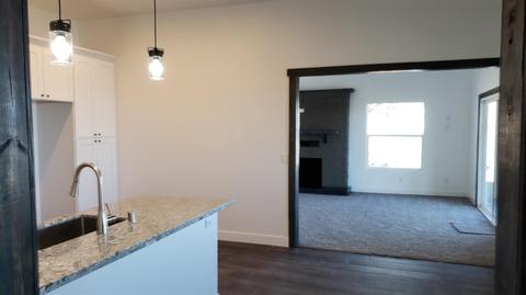 9037 Pauhaska Rd, Apple Valley, CA 92308 photo 28