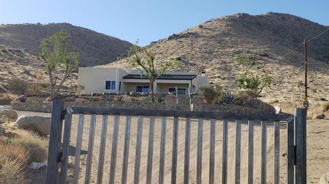 9037 Pauhaska Rd, Apple Valley, CA 92308 photo 7