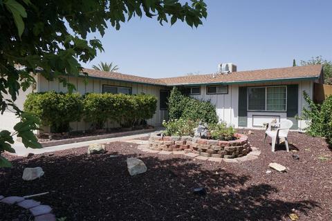 408 Oakmont Dr, Barstow, CA 92311 photo 1