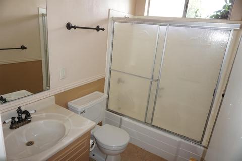 408 Oakmont Dr, Barstow, CA 92311 photo 11