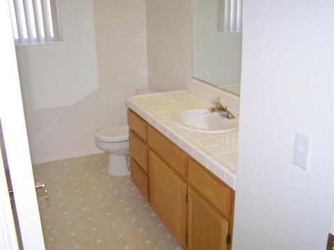 15452 Lookout Rd, Apple Valley, CA 92307 photo 8