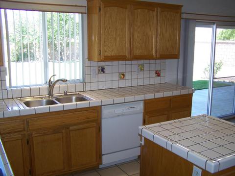 15452 Lookout Rd, Apple Valley, CA 92307 photo 3