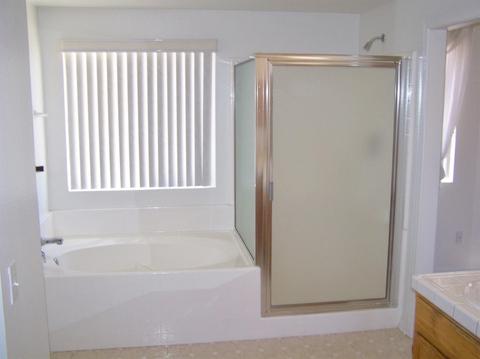 15452 Lookout Rd, Apple Valley, CA 92307 photo 9