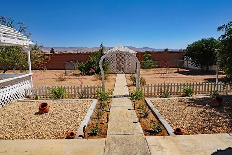 22411 Hurons Ave, Apple Valley, CA 92307 photo 29