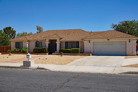 22411 Hurons Ave, Apple Valley, CA 92307 photo 2