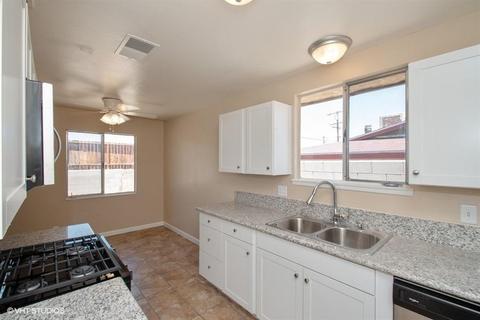 929 Ann St, Barstow, CA 92311 photo 10