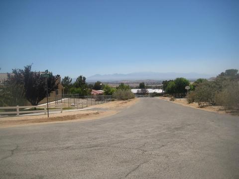 17047 Tiama Rd, Apple Valley, CA 92307 photo 8