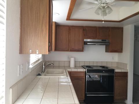 19008 Elm Dr, Apple Valley, CA 92308 photo 8