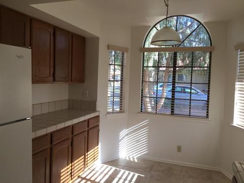 19008 Elm Dr, Apple Valley, CA 92308 photo 5