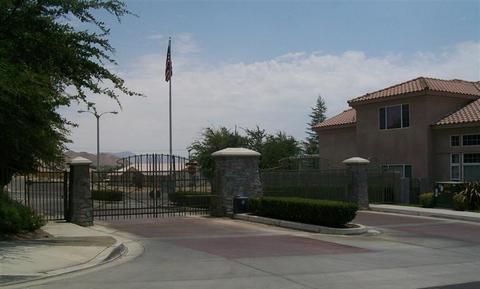 16205 Maricopa Ln, Apple Valley, CA 92307 photo 2